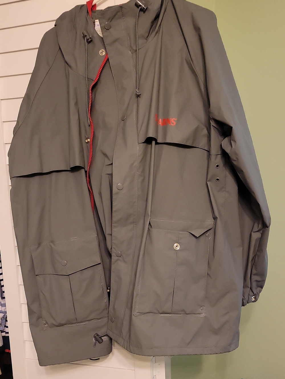 Stearns Rain Men's Gray/Taupe Hooded Raincoat (Pants) With Cap with Red Trim.